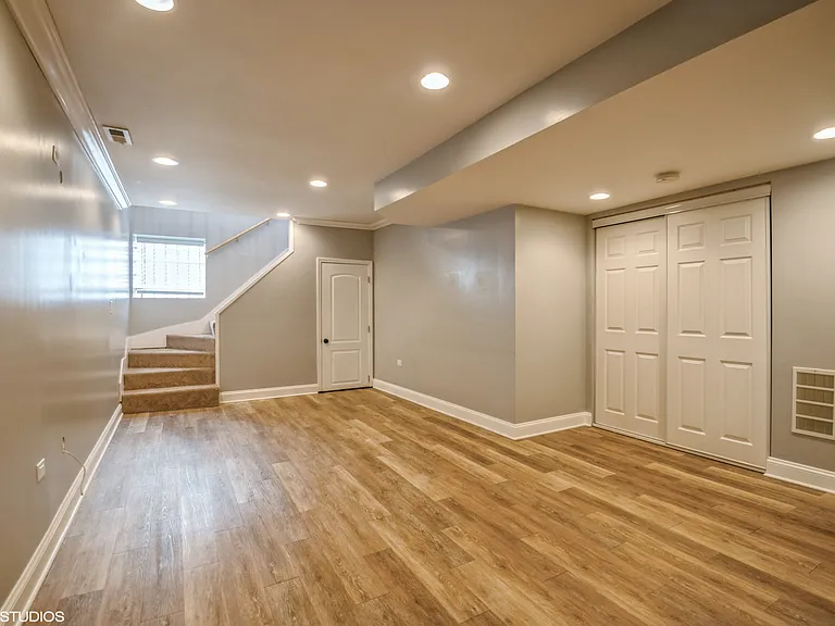 2417 N Ridgeway Ave #1 — Photo 17