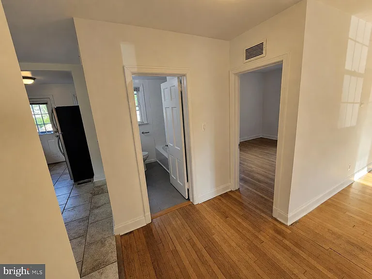 1227 N Utah St #3 — Photo 13