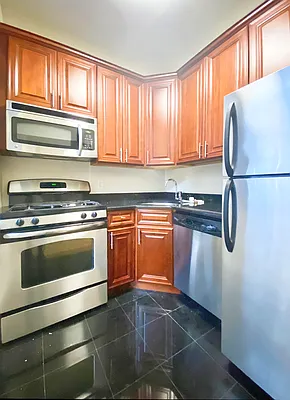 Rented by Corcoran | media 20