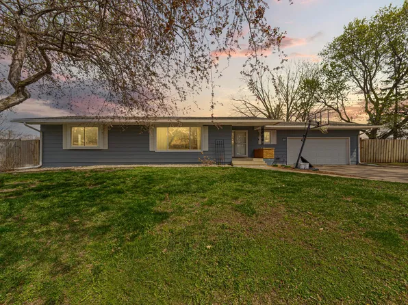 1201 Prairie Ave SW, Faribault, MN 55021