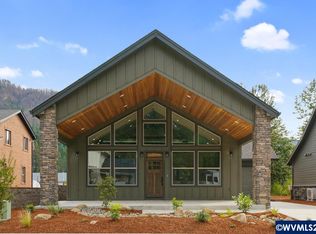 315 Janice Ct, Detroit, OR 97342