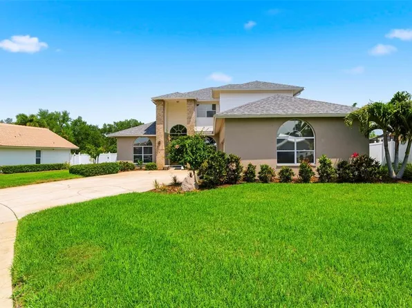 14263 Sunshine Ct, Largo, FL 33774