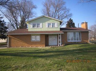 3668 Middle Rd, Bettendorf, IA 52722