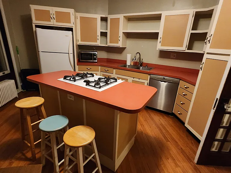218 S Albany St #1 — Photo 13
