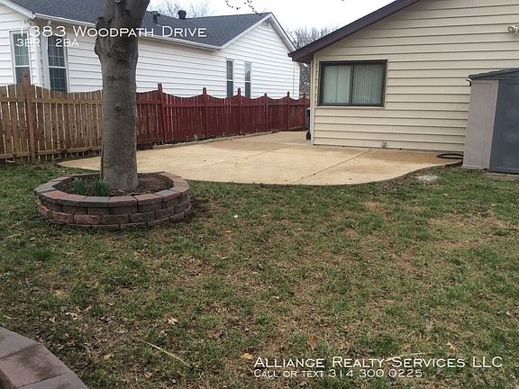4th image of 1383 Woodpath Dr