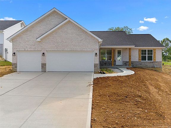5th image of 104 Wildflower Ln