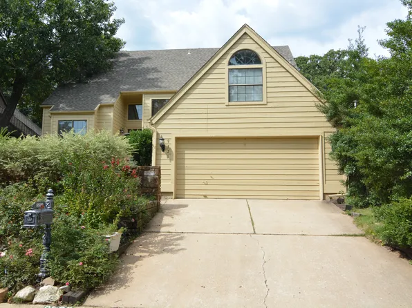9520 S Lakewood Ave E, Tulsa, OK 74137