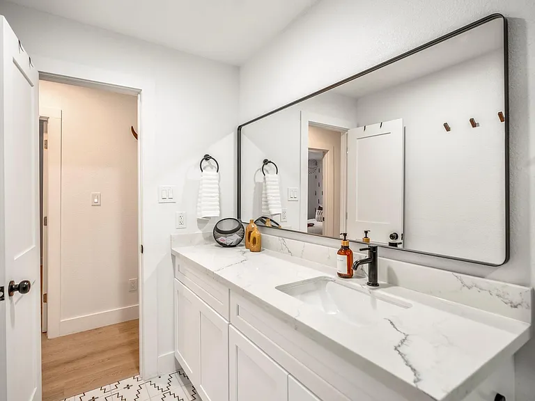 9619 Chatfield St — Photo 32