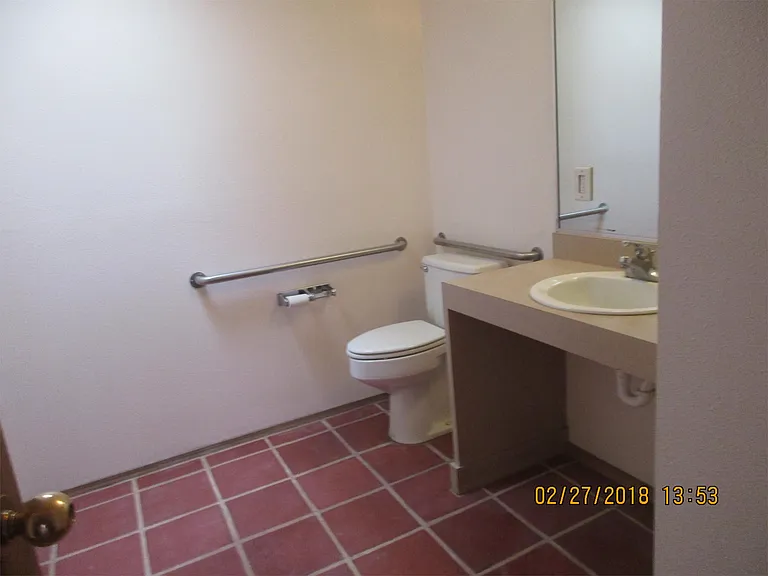 1709 Girard Blvd NE #1 — Photo 13