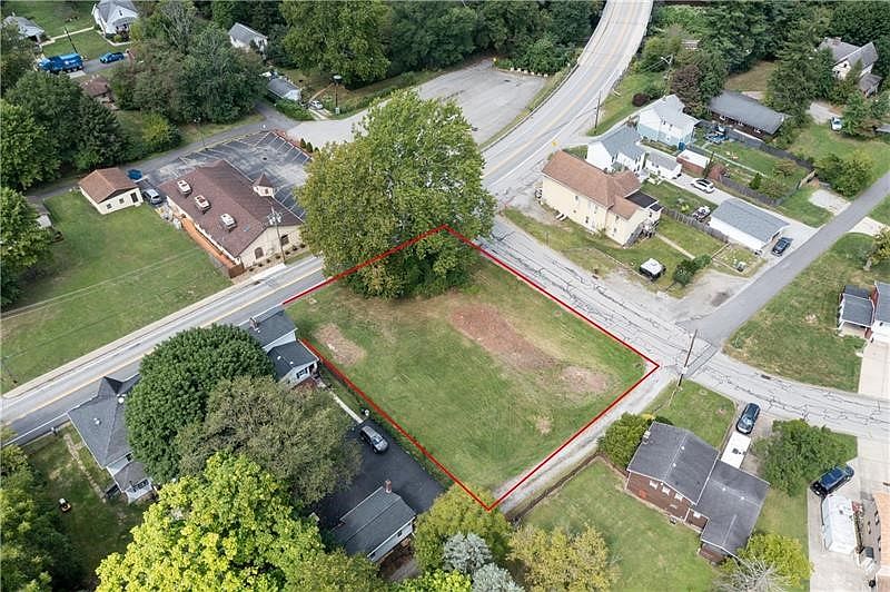 1st image of N Center Ave