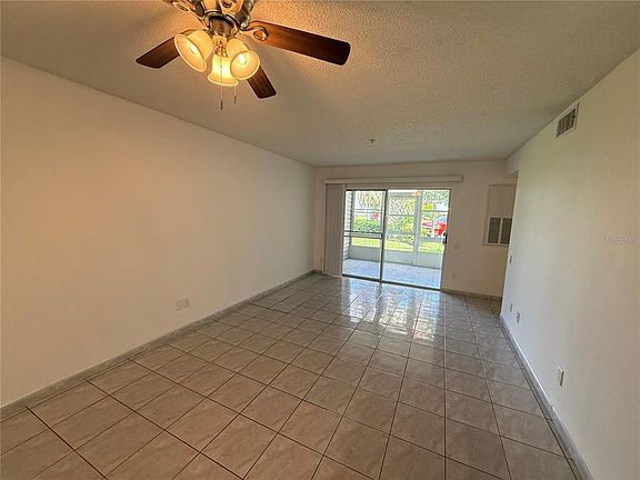 4th image of 3900 Southpointe Dr Unit 120