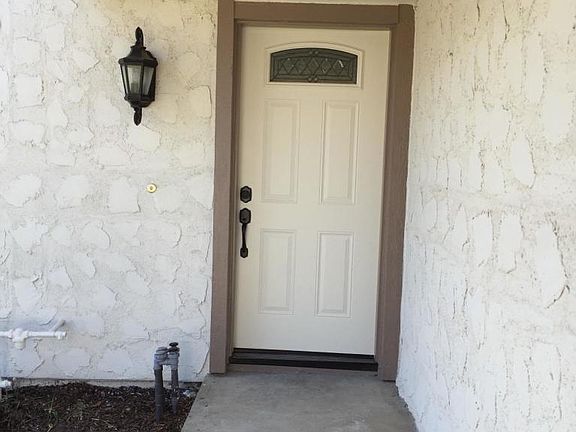 3rd image of 489 Knollwood Dr