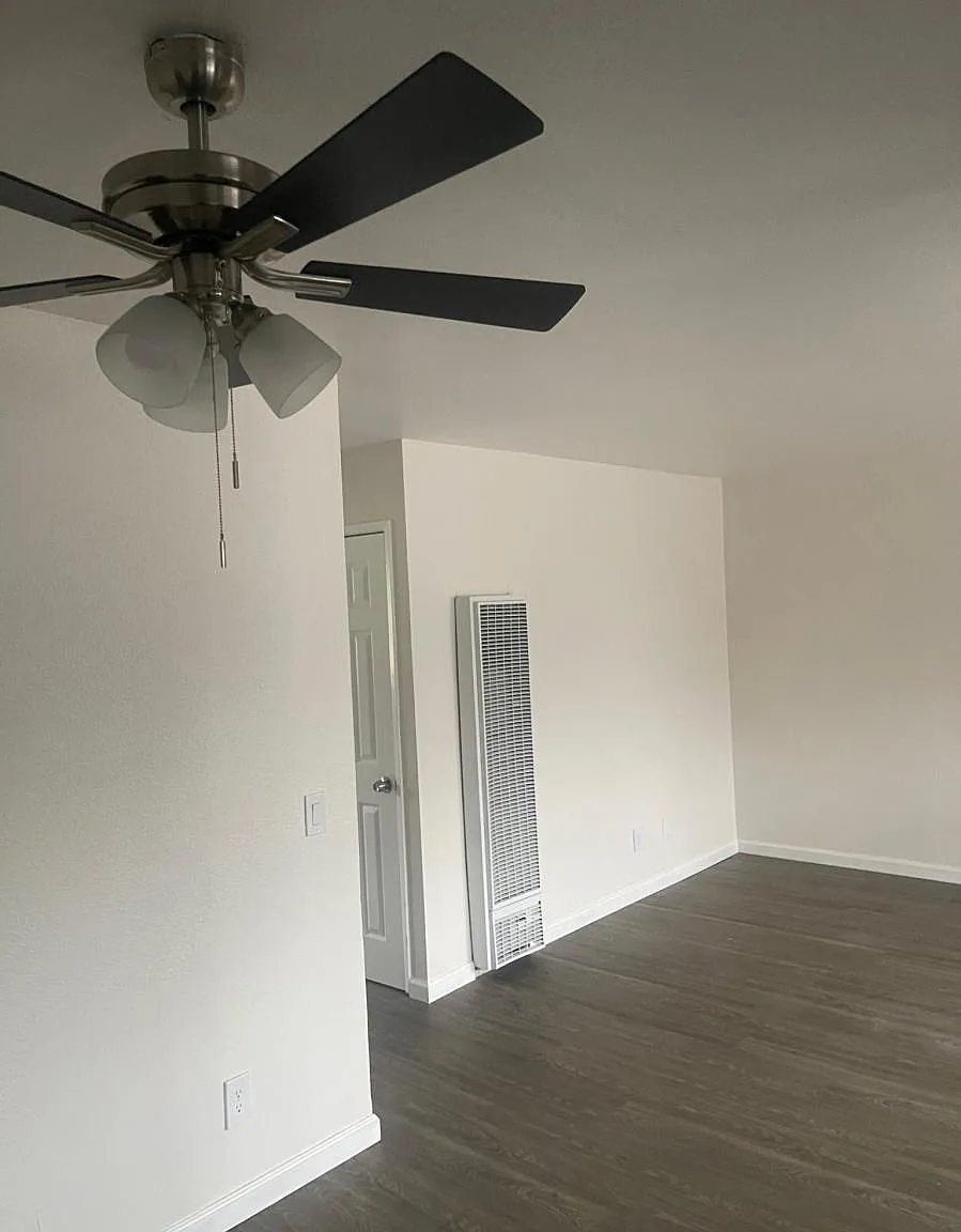 2 bed, 905 sqft, $2,395 — Photo 4