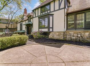 2121 Cambridge Blvd, Columbus, OH