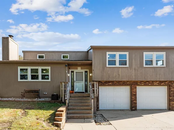 413 Rosemere Ln, Maquoketa, IA 52060