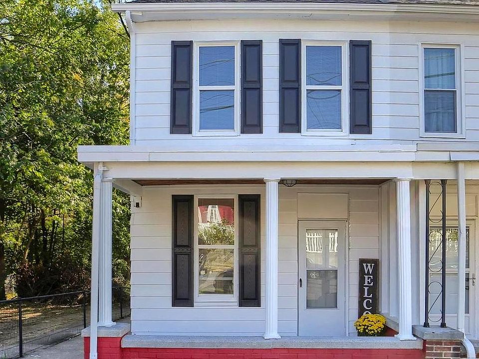 1st image of 2117 Brookwood St