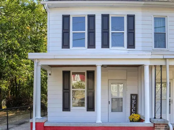 2117 Brookwood St, Harrisburg, PA 17104