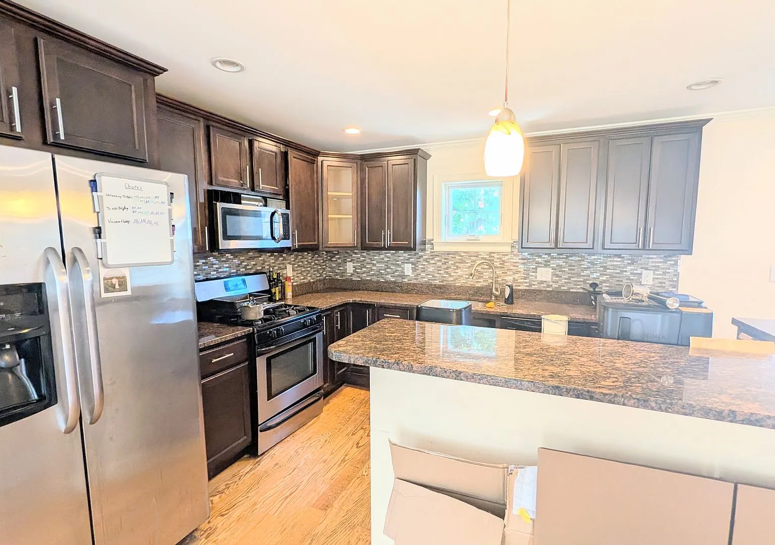 Spacious Townhouse: 4-bed, 3.5 bath unit in Brighton with Garage Parking — Photo 2