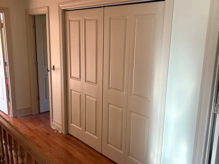 1215 Yorkshire Woods Ct — Photo 14