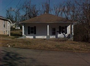 107 S 8th St, Central City, KY 42330