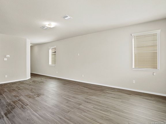 5th image of 10139 Melissa Ranch Blvd