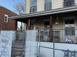304 1st St, Newburgh, NY 12550