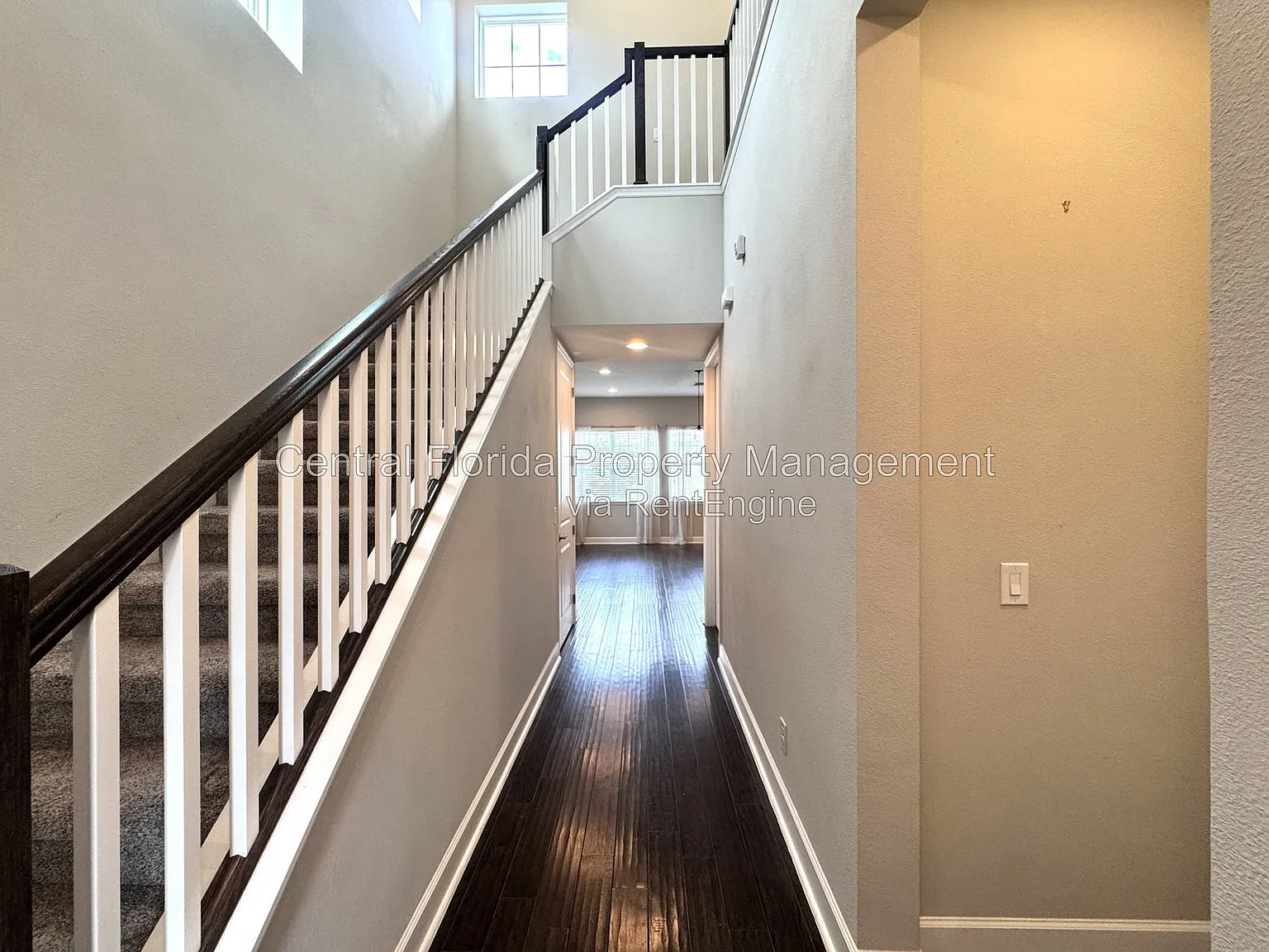 3 bed, 2.5 bath, 2019 sqft, $2,999 — Photo 3