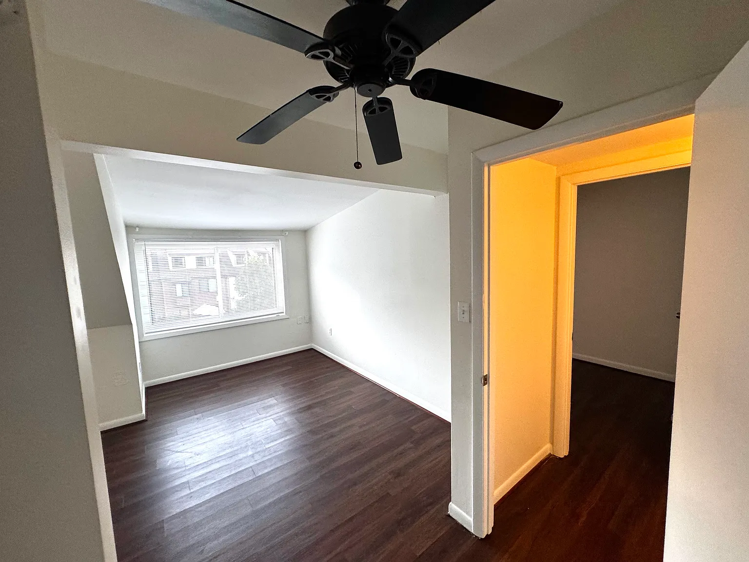 4 bed, 1188 sqft, $2,780 — Photo 4