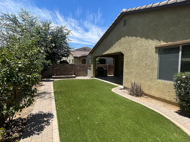 4425 E Muriel Dr — Photo 8
