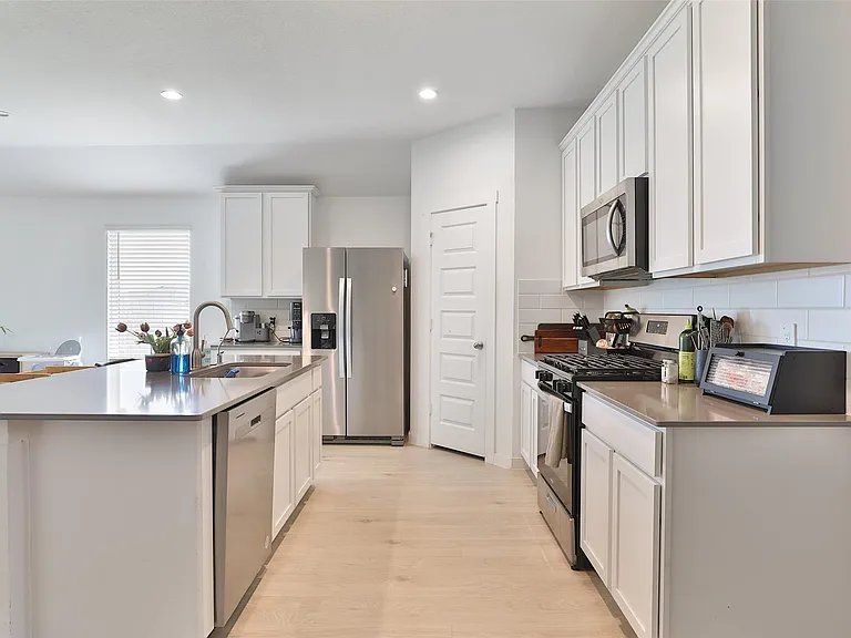 31615 Chollerford Ct — Photo 7