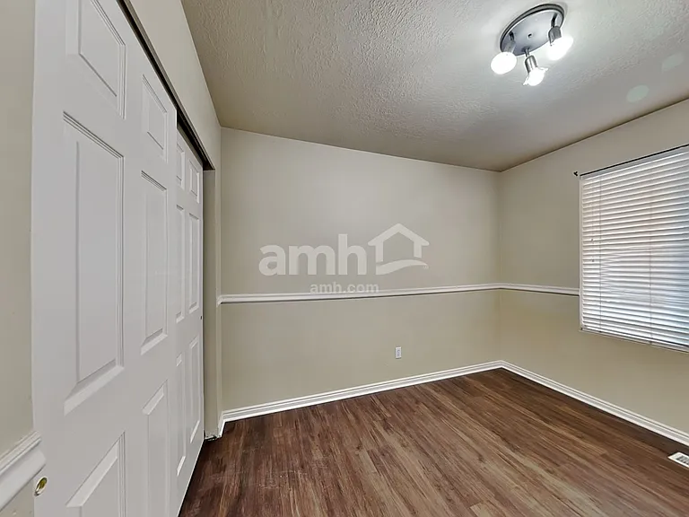 1977 E Fremont Crest Ave — Photo 18