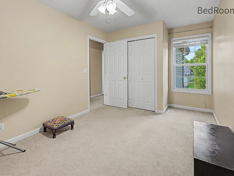 2819 Gill St — Photo 37