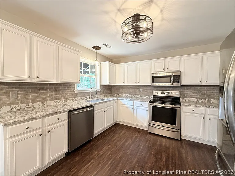 3083 Carolina Way — Photo 12