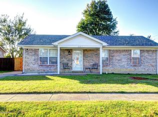 207 Jennymac Dr, Louisville, KY 40229