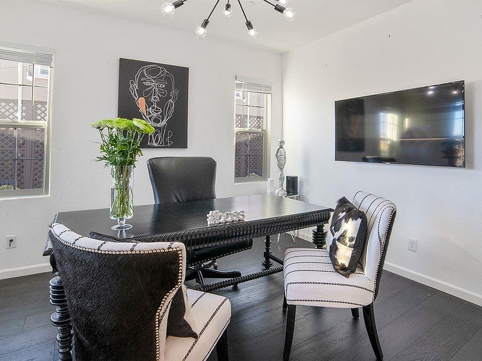 Office Room / Flex room