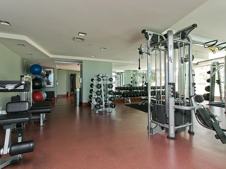 1288 Ala Moana Blvd #20D — Photo 5