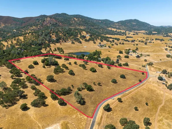 6490 Riata Way, Angels Camp, CA 95222