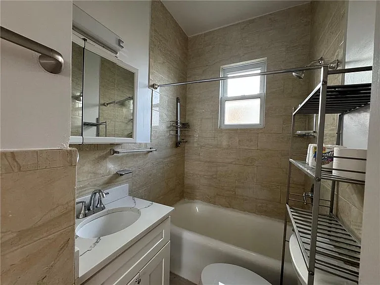 667 Yonkers Ave #1R — Photo 12