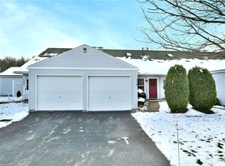 3477 Ivy Hill Cir Unit B, Cortland, OH