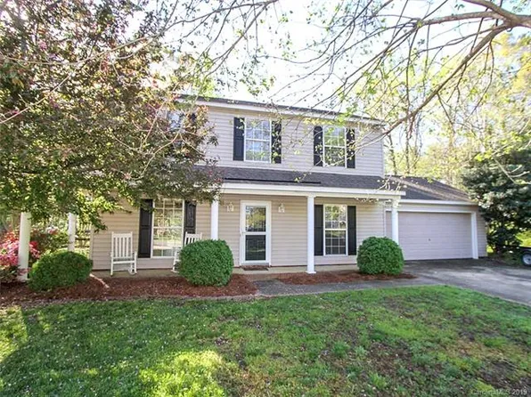 14222 Walkers Crossing Dr, Charlotte, NC 28273
