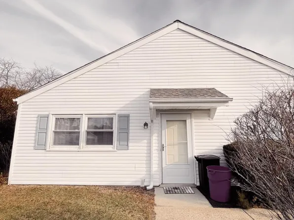 8 Mediterranean Court, Barnegat, NJ 08005