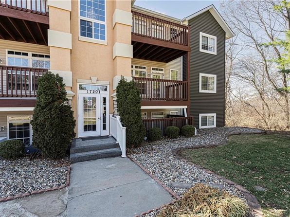 17201 E 32nd St S APT 8, Independence, MO 64055
