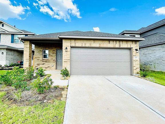 2nd image of 458 Aurora Creek Ln