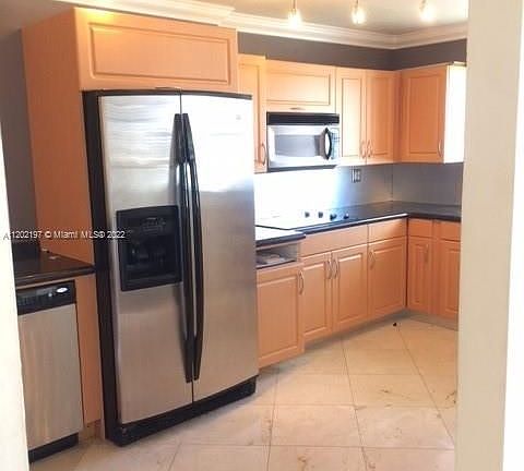 2nd image of 2780 NE 183rd St APT 1201