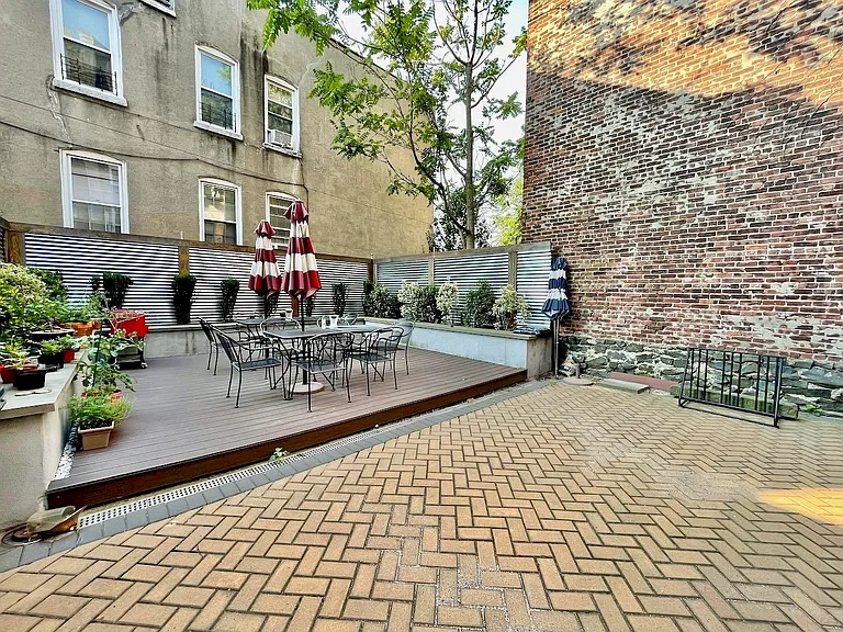 388 Baldwin Ave #3 — Photo 30