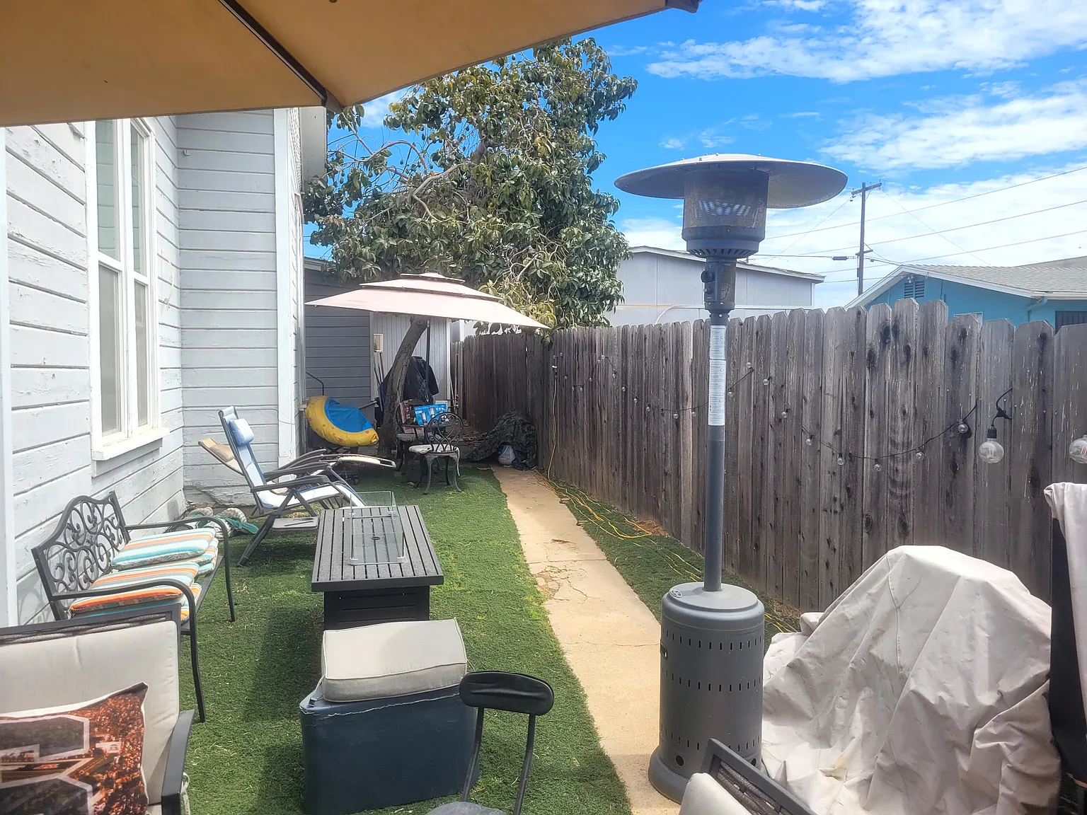 2 bed, 950 sqft, $1,250 — Photo 3
