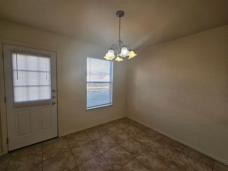 3209 Toledo Dr #A — Photo 8