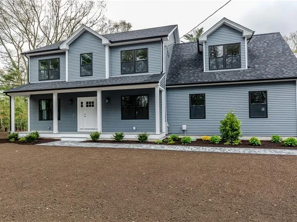 70 Cedar Swamp Rd, Smithfield, RI 02917