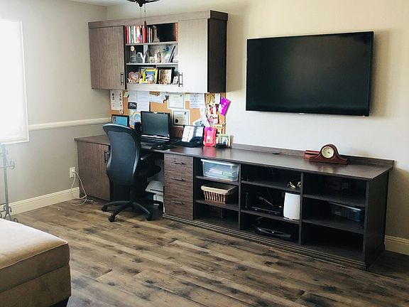 3rd image of 2752 E Donato Dr