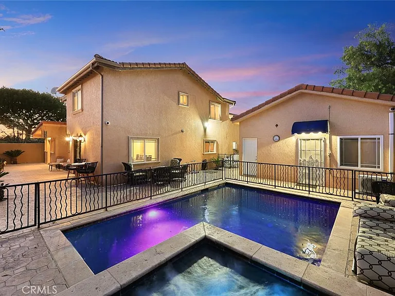 10610 Oak Tree Way — Photo 40